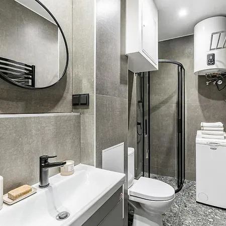 Apartamento With Free Parking And Self Check In *