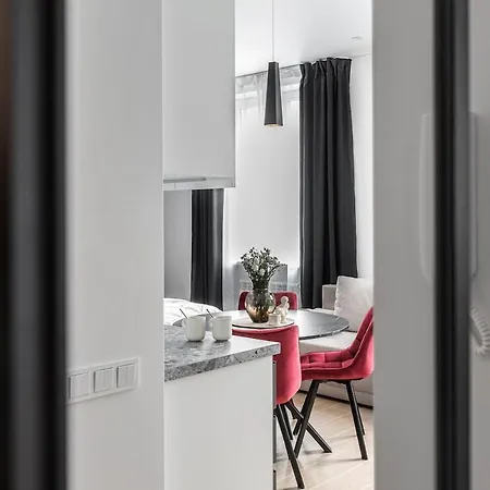 With Free Parking And Self Check In Apartamento