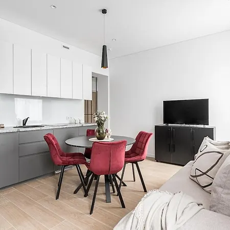 With Free Parking And Self Check In * Wilno