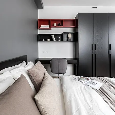 With Free Parking And Self Check In Apartament *