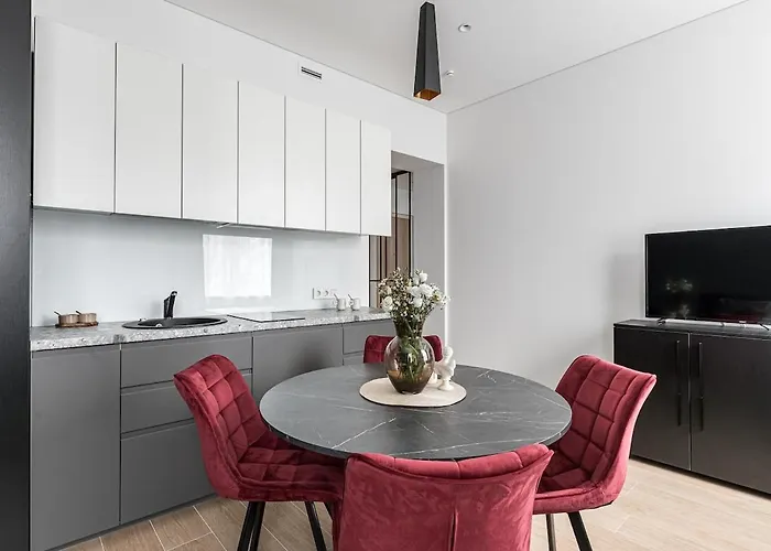 With Free Parking And Self Check In