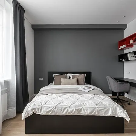 With Free Parking And Self Check In